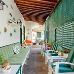 Traditional Canary House Next To The Casa de Férias