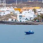 Traditional Canary House Next To The Poris de Abona