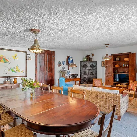 Casa vacanze Traditional Canary House Next To The *